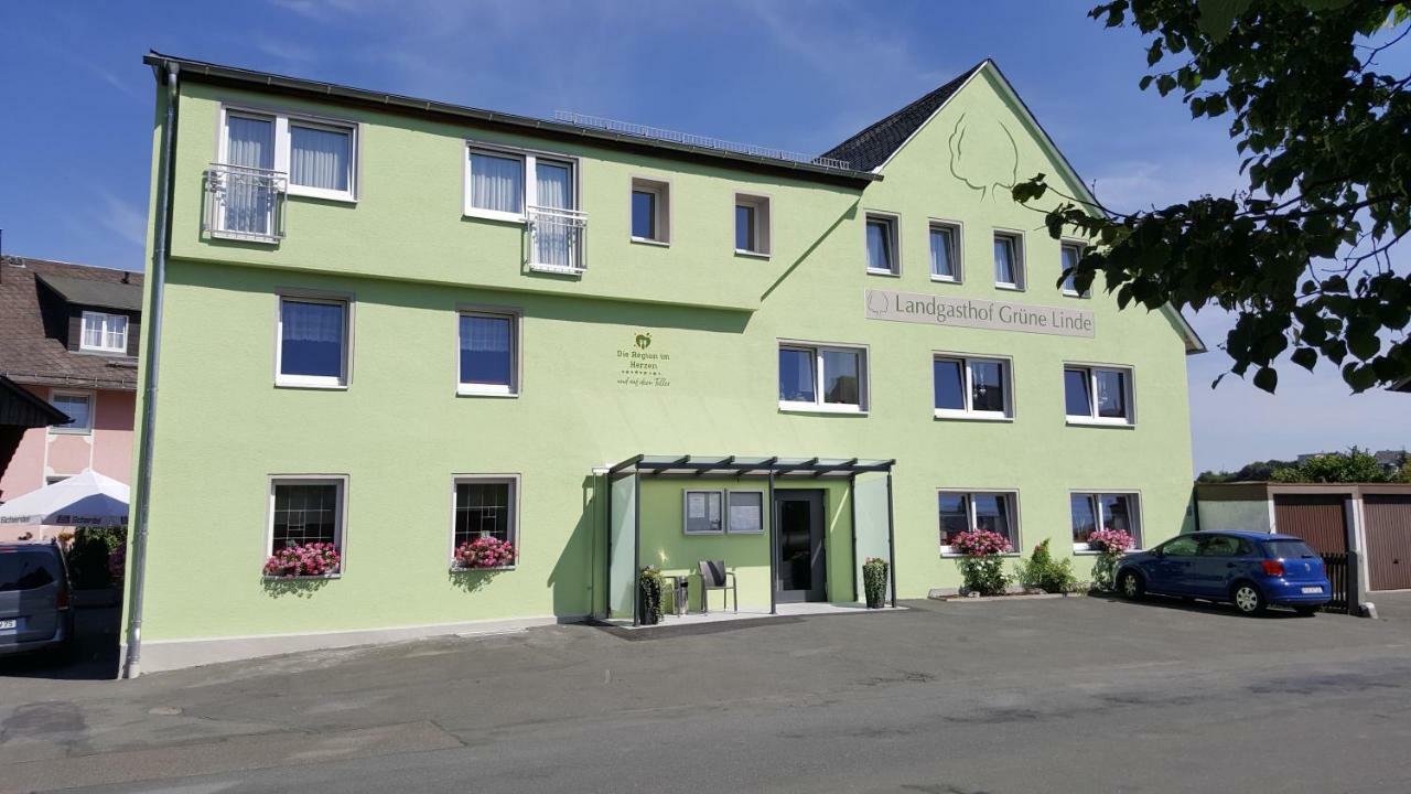 Landgasthof Gruene Linde Exterior photo