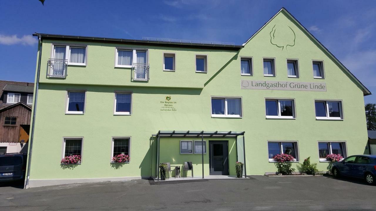 Landgasthof Gruene Linde Exterior photo